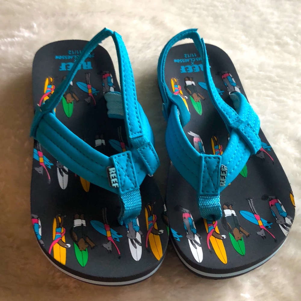 Like new blue reef sandals. Size 11/12